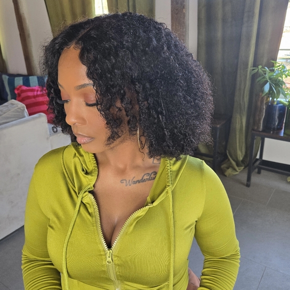 Kinky Curly Finger Coil Wig - Picture 4 of 7